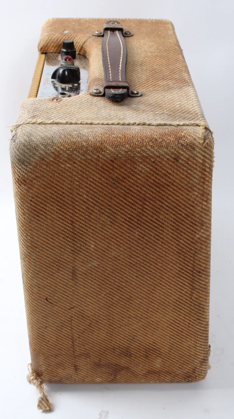 1956 Fender Champ 5F1 tweed - Image 7