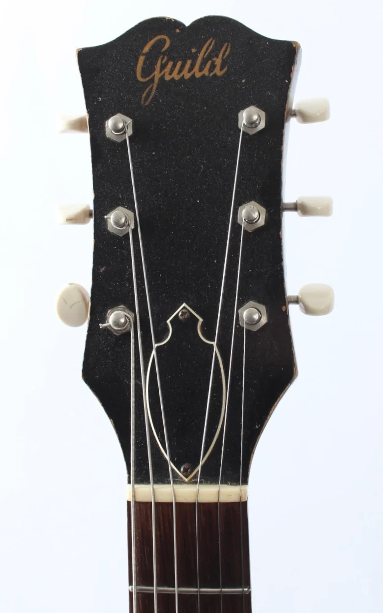 1960 Guild M-65 Freshman 3/4 sunburst - Image 5