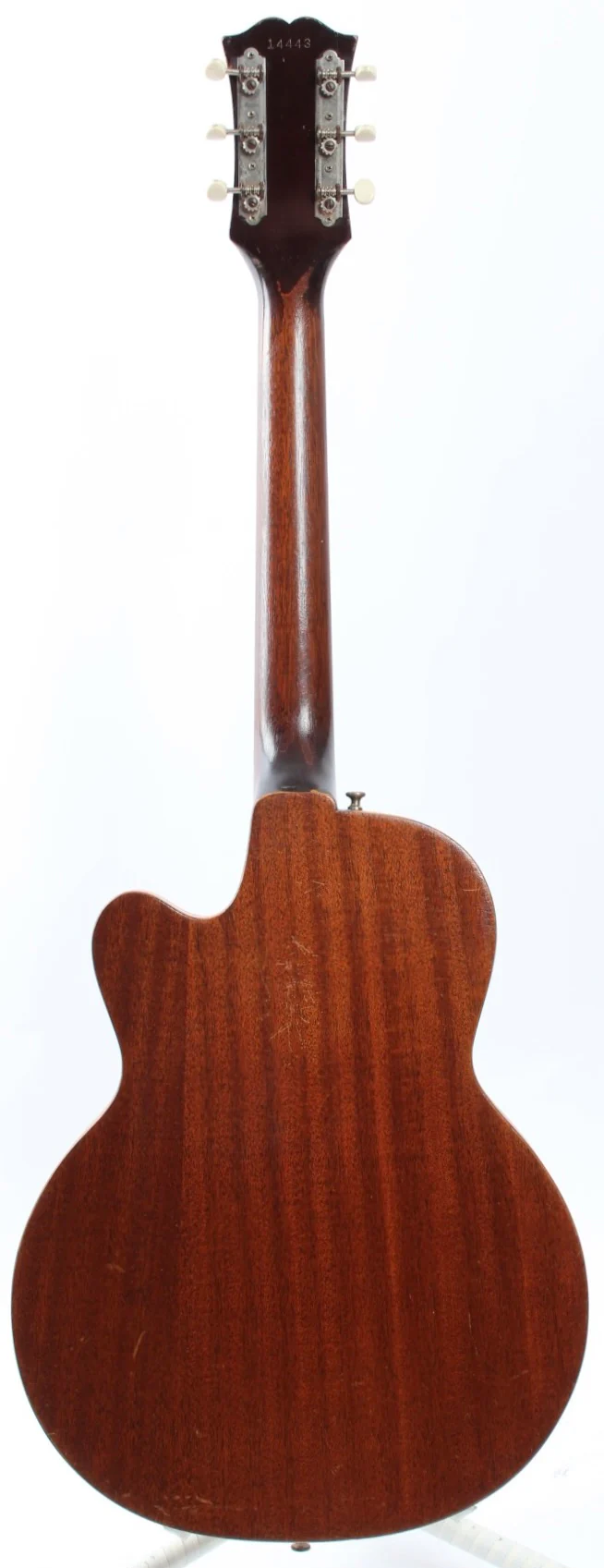 1960 Guild M-65 Freshman 3/4 sunburst - Image 6