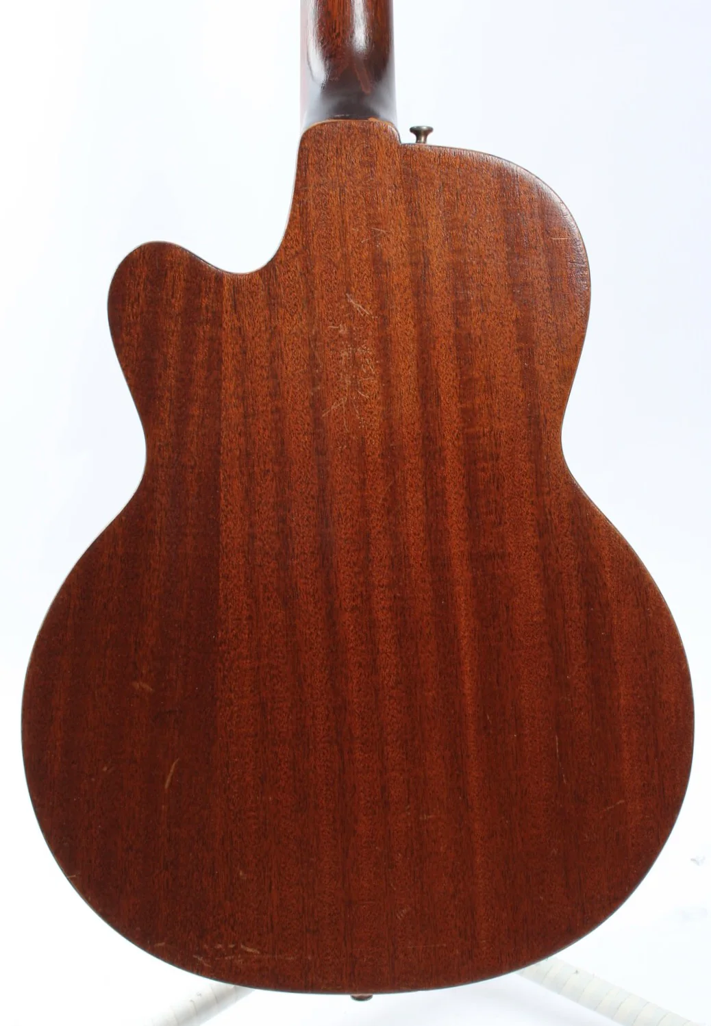 1960 Guild M-65 Freshman 3/4 sunburst - Image 7