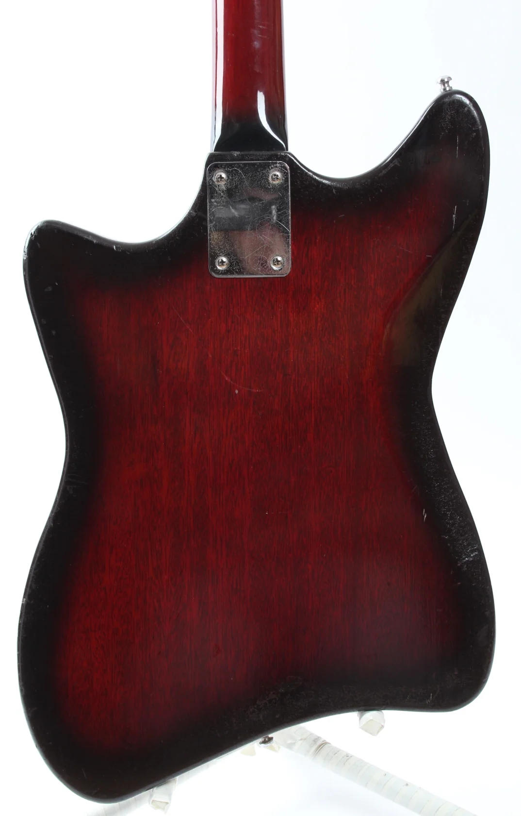 1960s Guyatone EB-8 Bass red sunburst - Image 7
