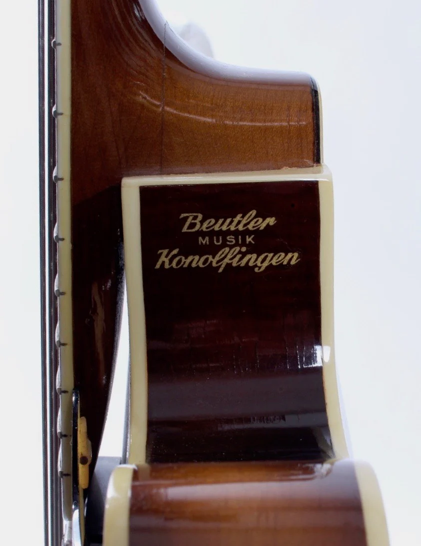 1962 Hofner 500/10 Six String Bass sunburst - Image 11