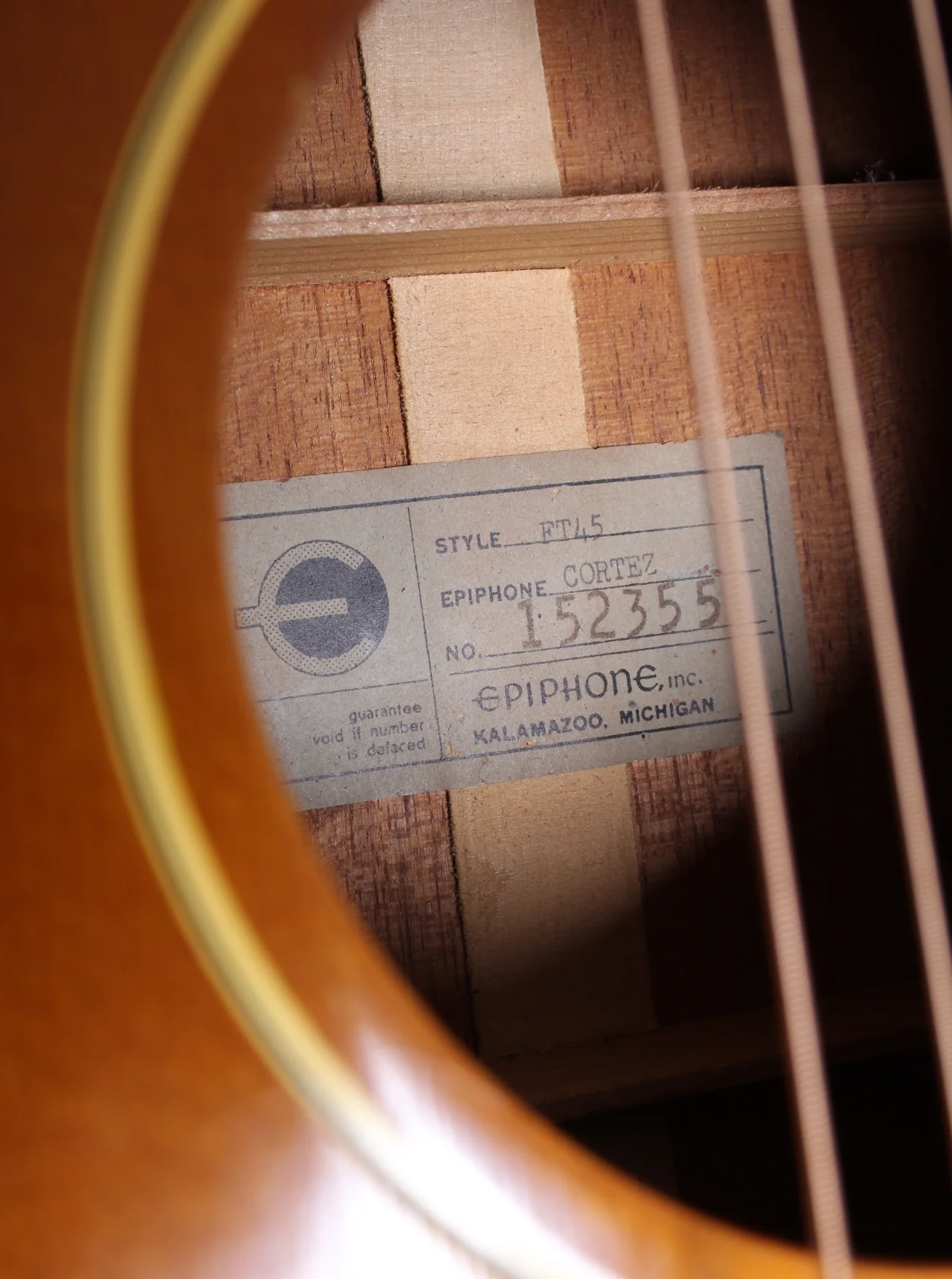1963 Epiphone Cortez FT45 sunburst - Image 11