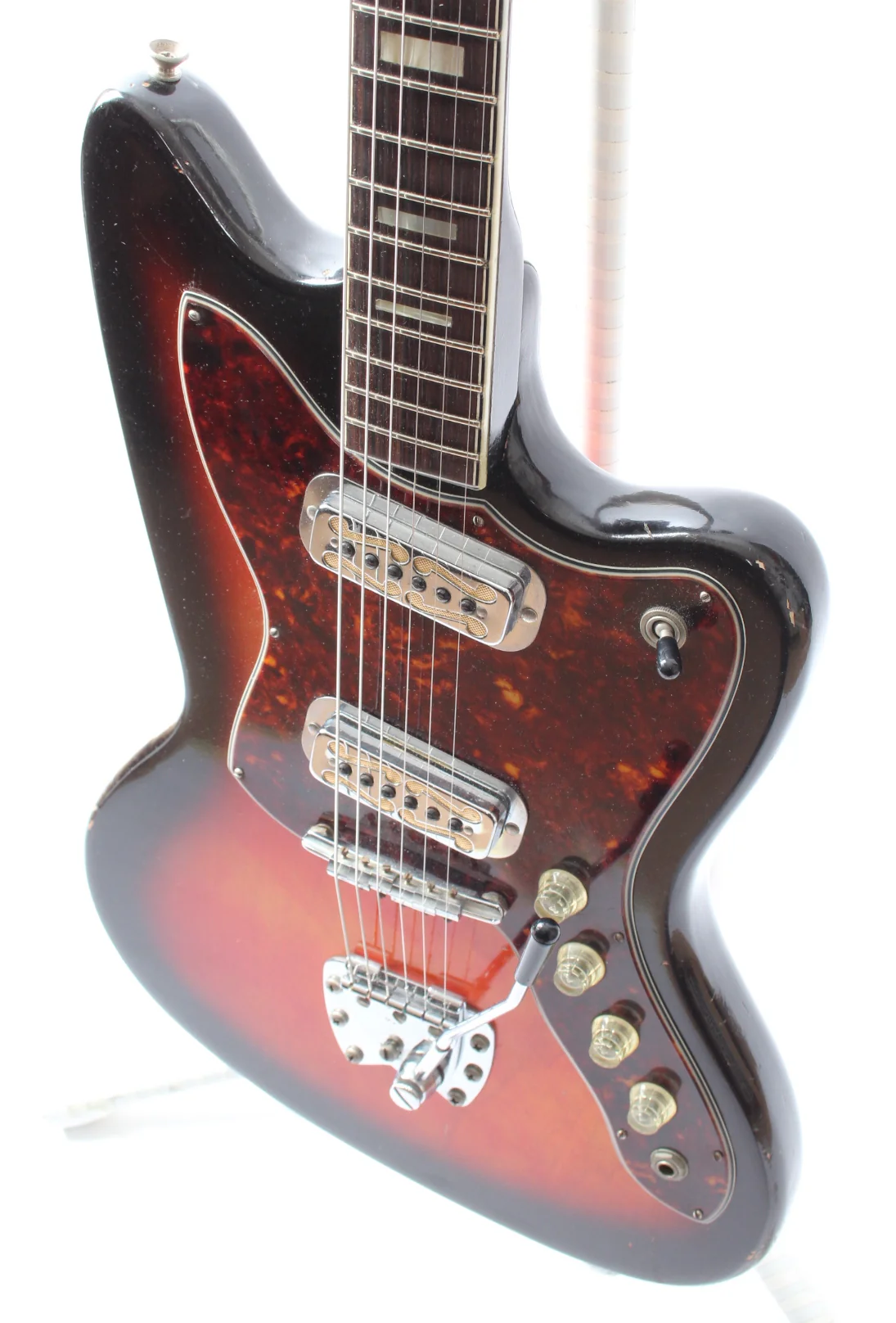 1965 Harmony Silhouette H19 shaded cherry red - Image 3