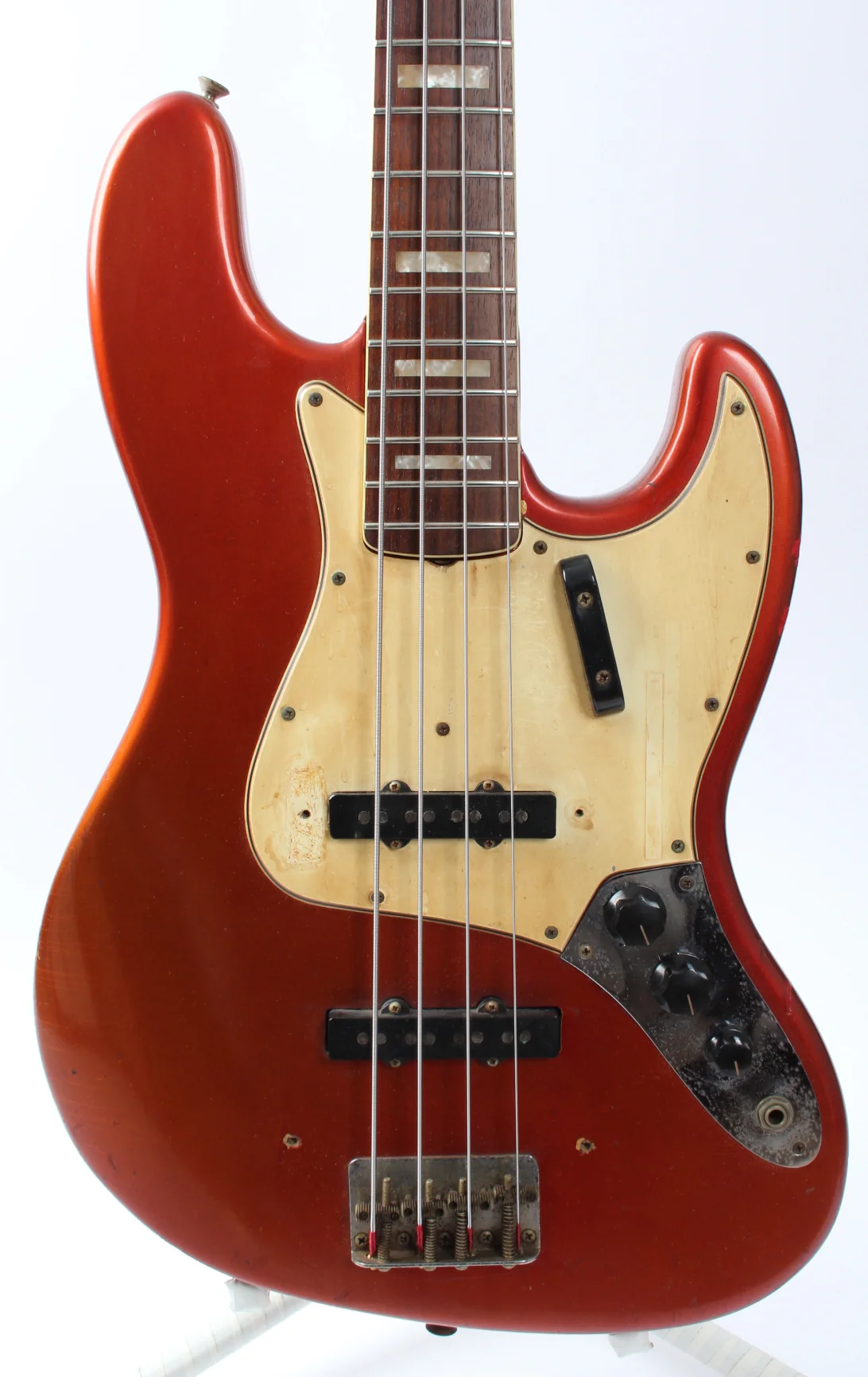 1967 Fender Jazz Bass candy apple red - Image 4