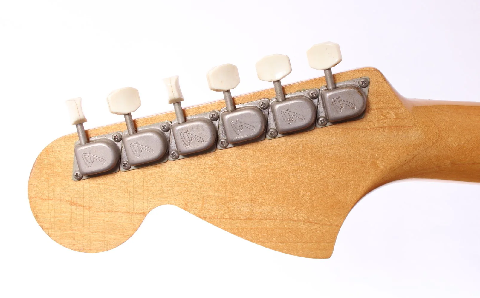 1968 Fender Bronco fiesta red - Image 10