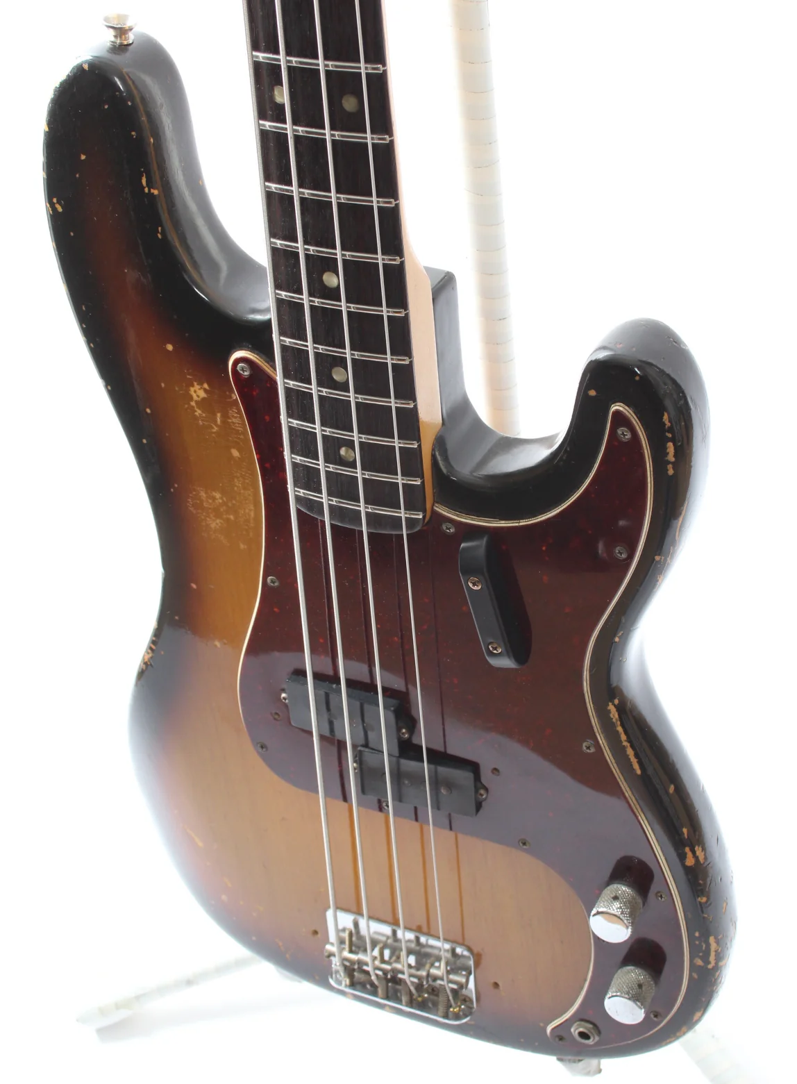 1969 Fender Precision Bass sunburst - Image 3