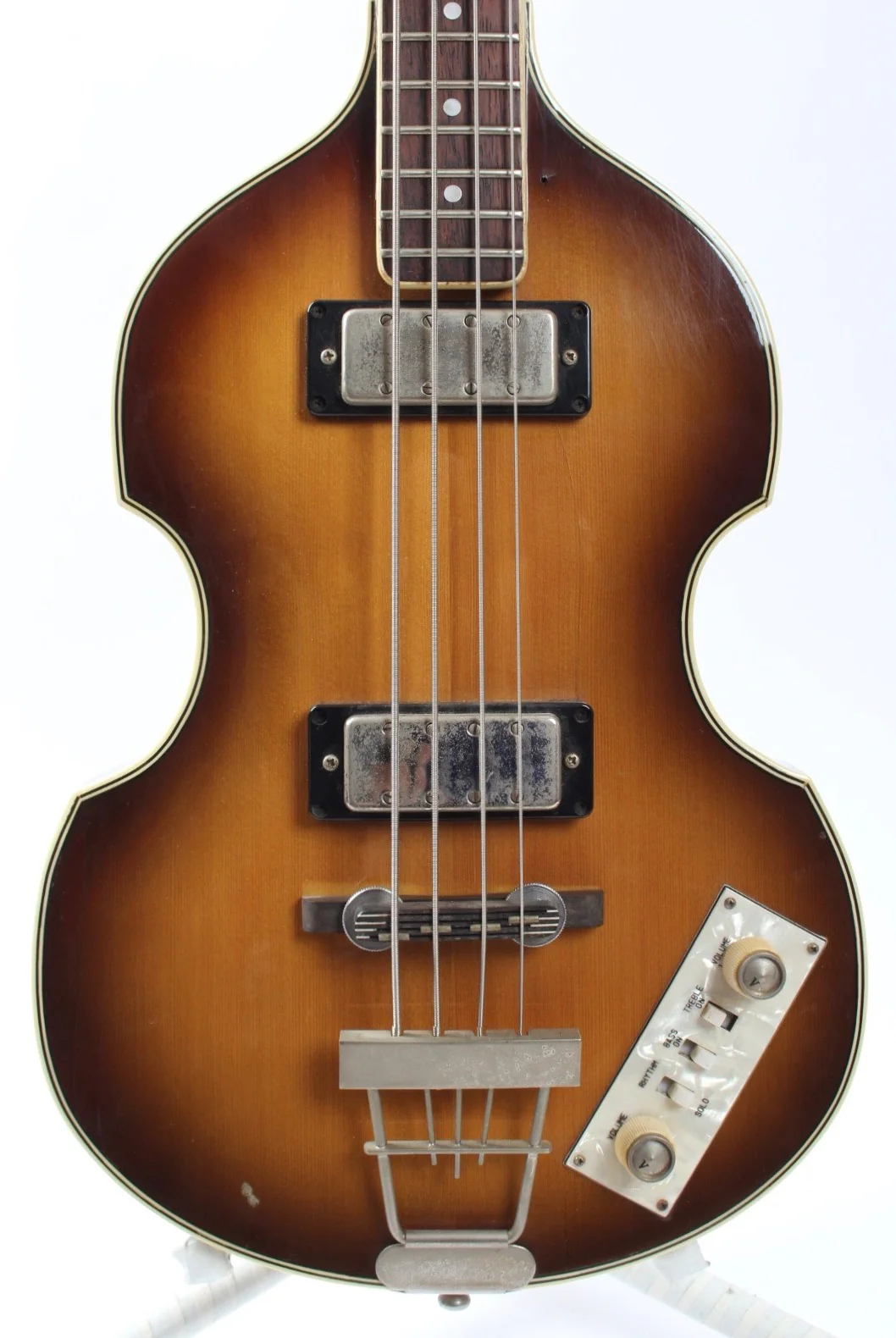 1979 Greco Violin Bass sunburst - Image 2