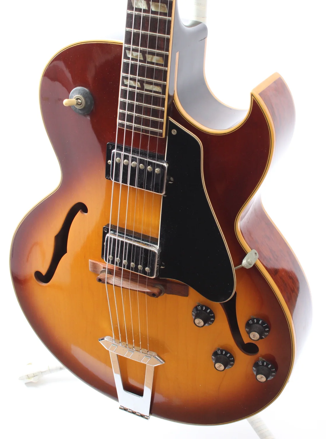 1975 Gibson ES-175D sunburst - Image 3