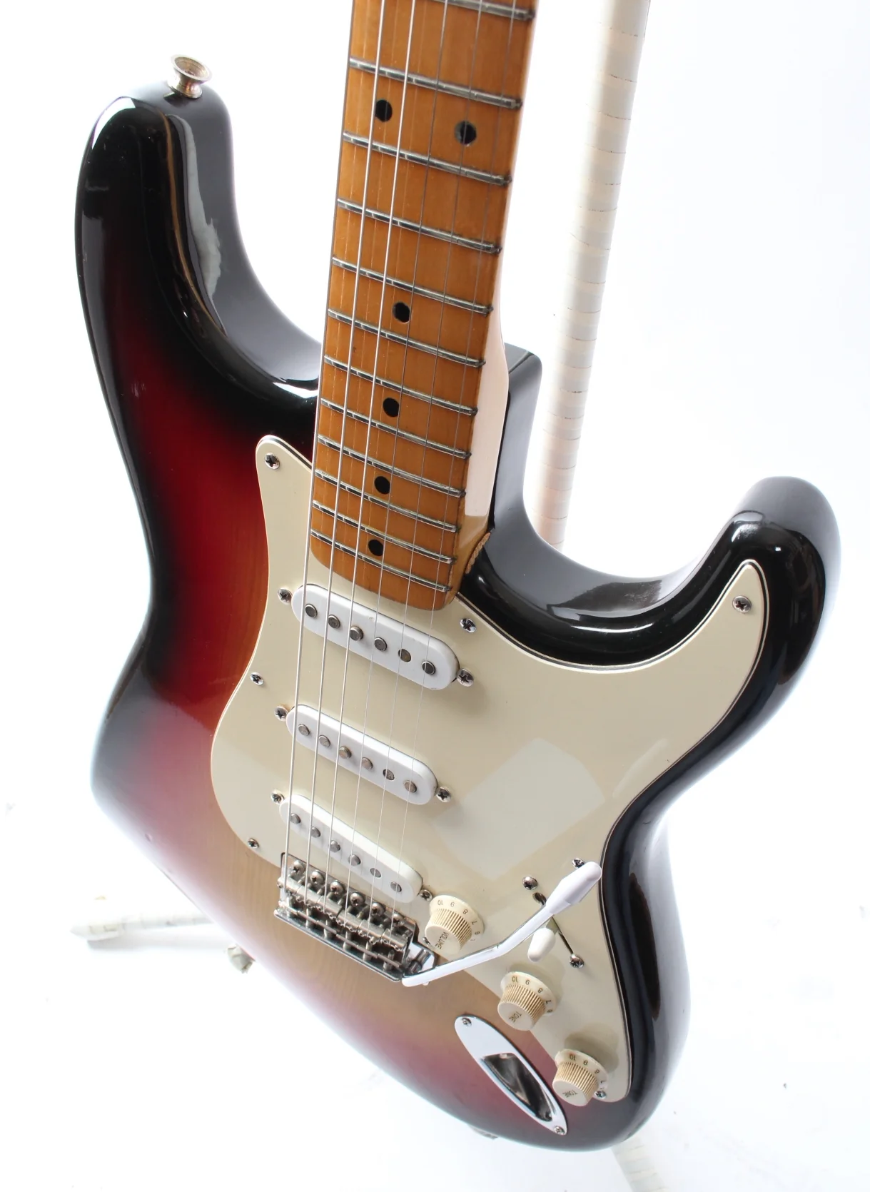1976 Greco Super Sounds SE-600 Stratocaster sunburst - Image 3