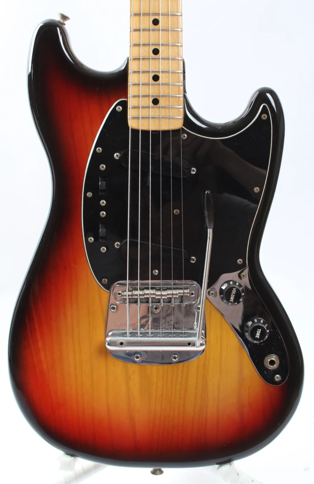 1978 Fender Mustang sunburst - Image 2