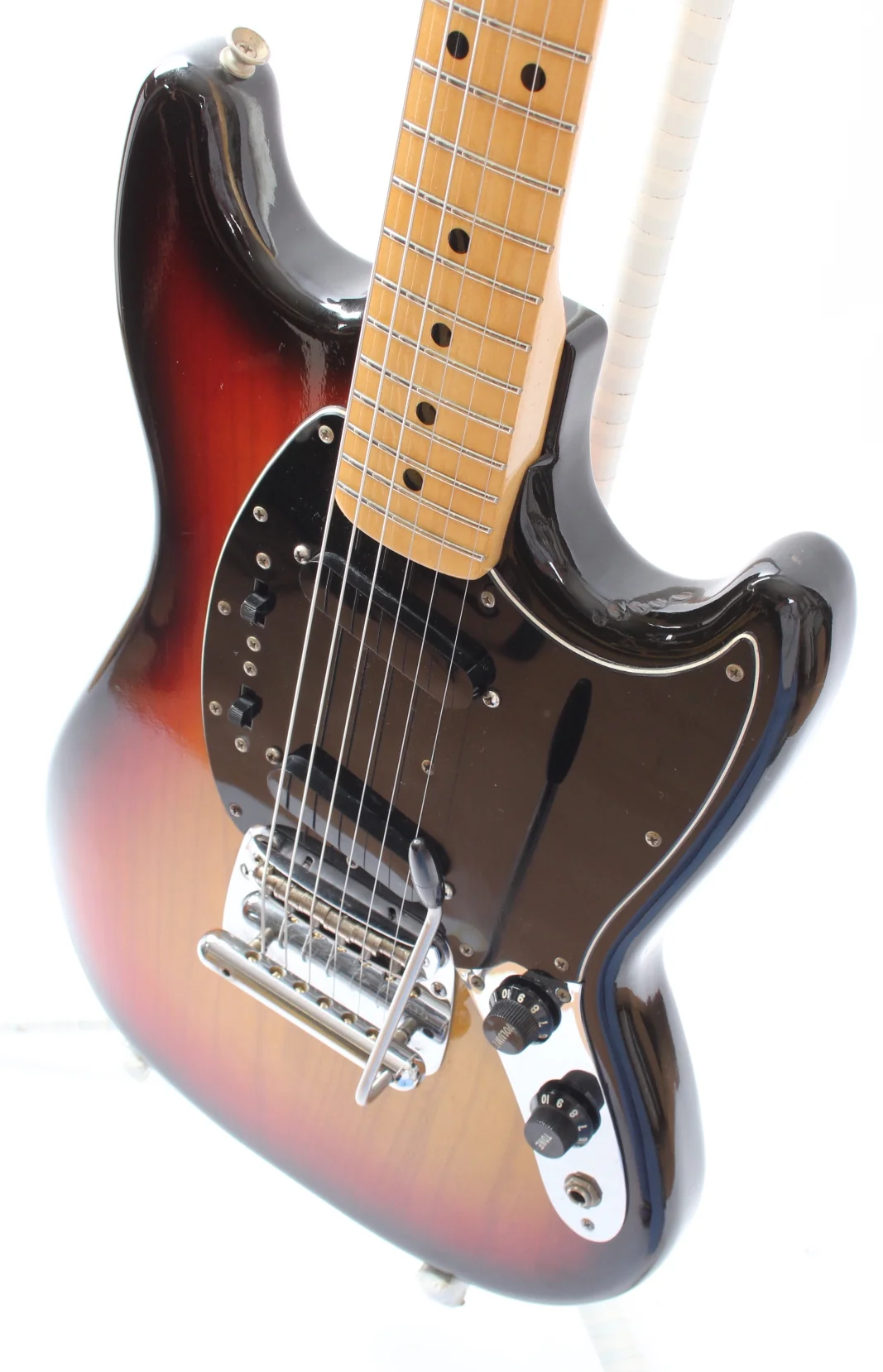 1978 Fender Mustang sunburst - Image 3