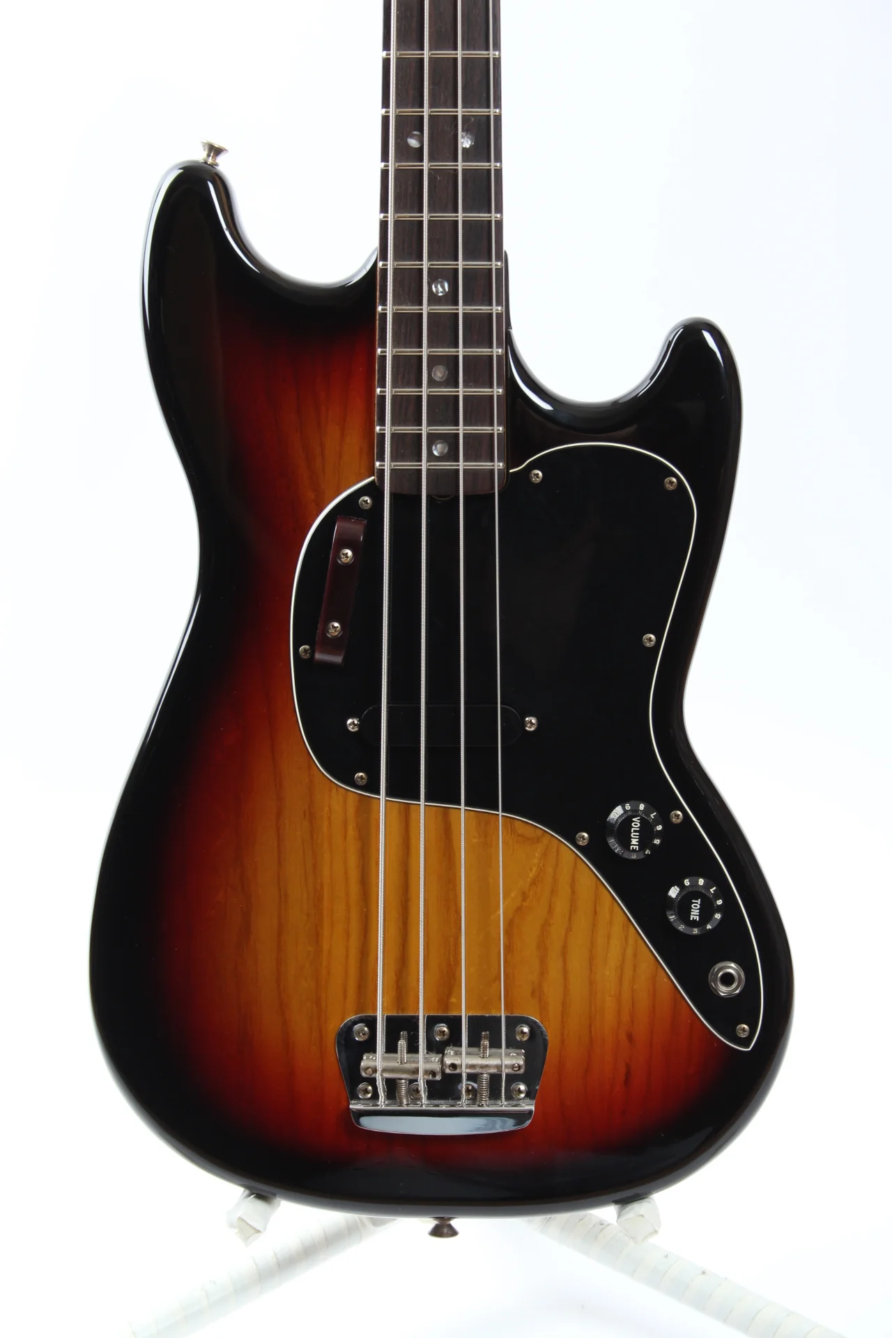 1979 Fender Musicmaster Bass sunburst - Image 2