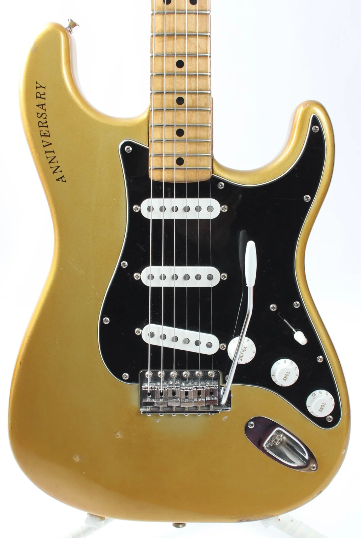 1980 Fender Stratocaster 25th Anniversary silver metallic - Image 2