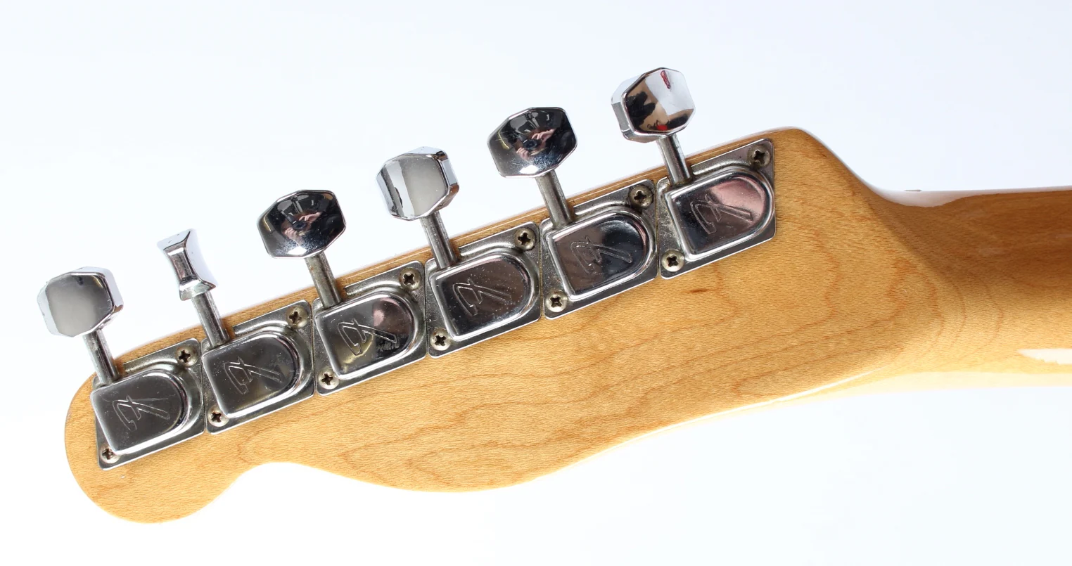 1981 Fender Bullet red - Image 10