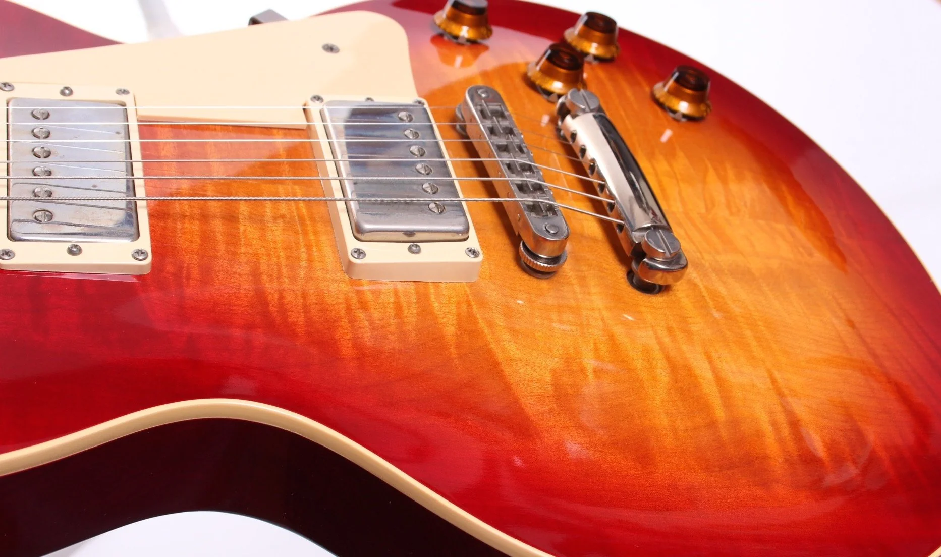 1981 Gibson Heritage Series Les Paul Standard 80 cherry sunburst - Image 11