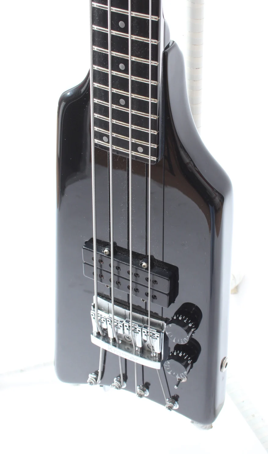 1981 Kramer The Duke Bass black - Image 3