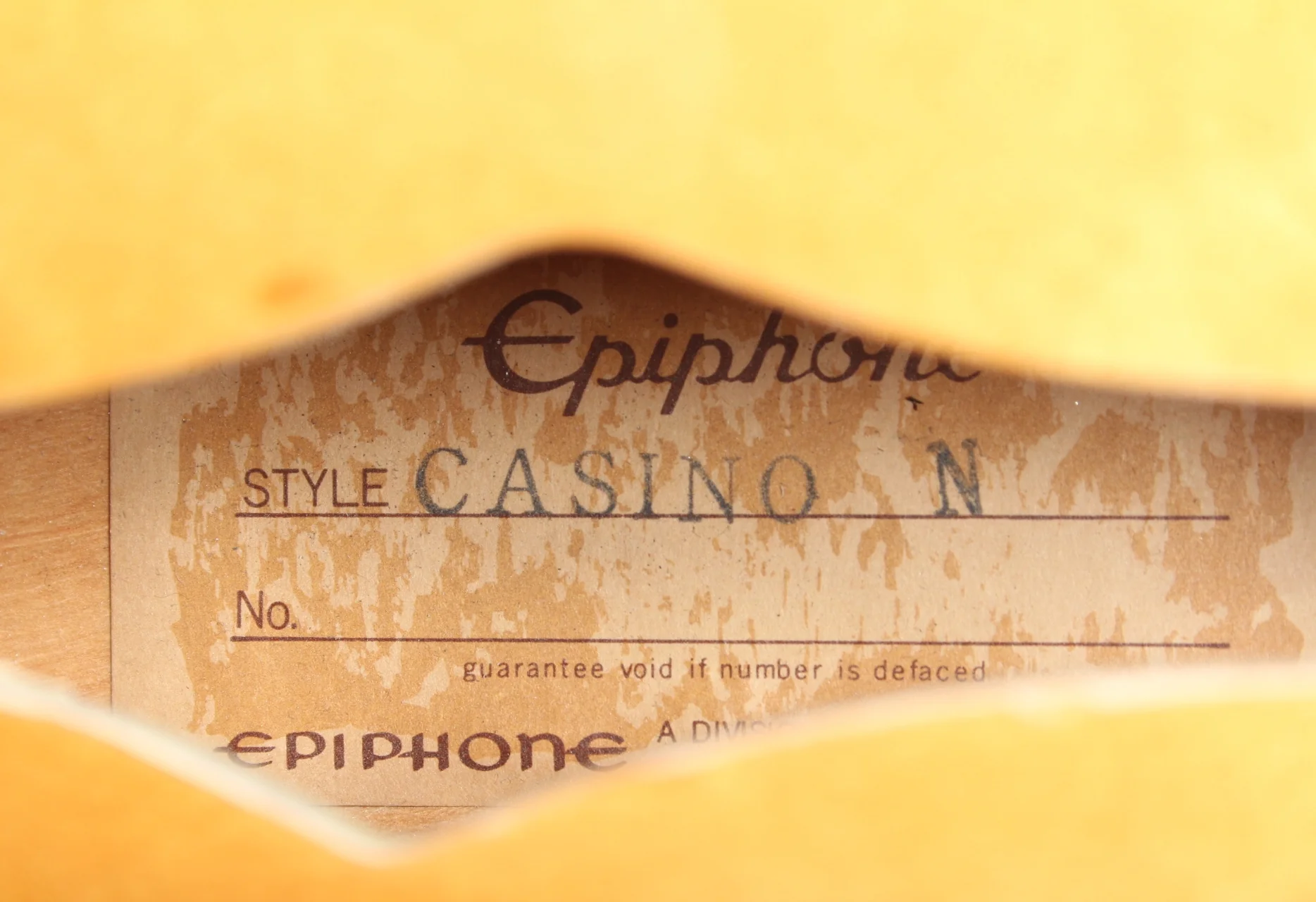 1982 Epiphone Casino natural - Image 11