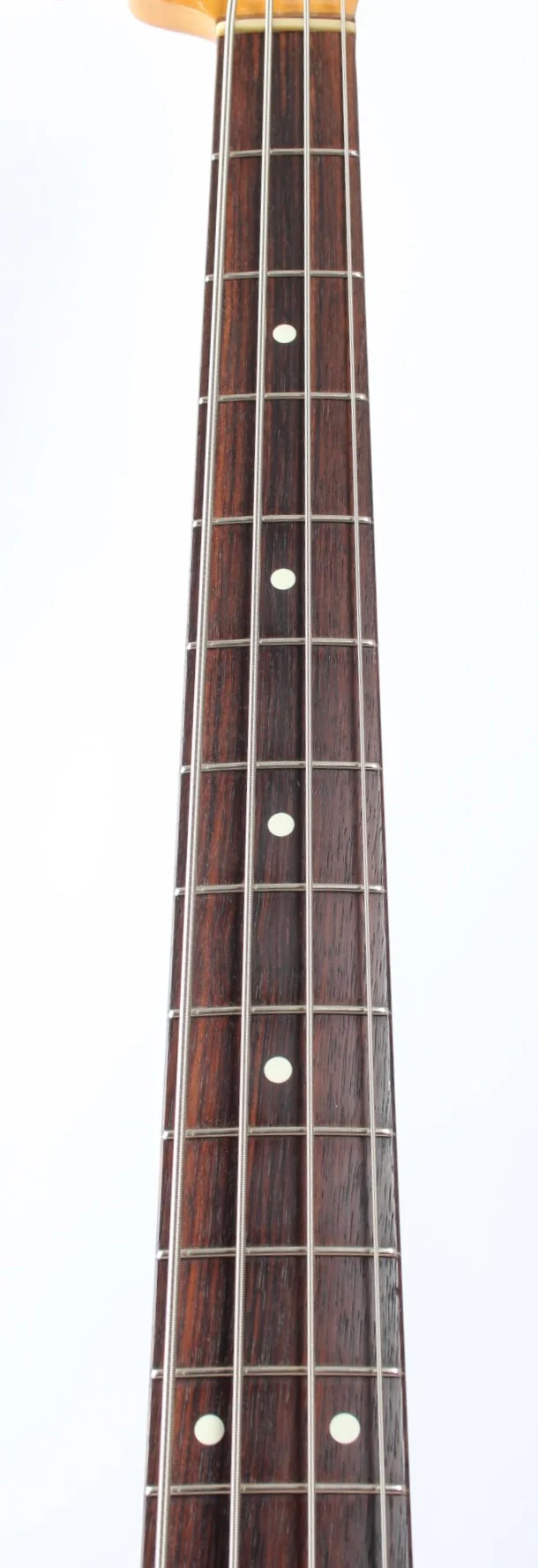 1982 Fender Precision Bass 62 Reissue candy apple red - Image 4