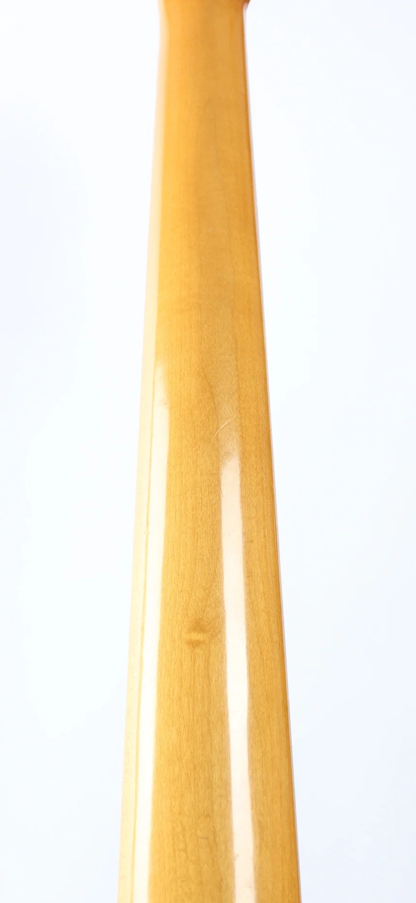 1982 Fender Precision Bass 62 Reissue candy apple red - Image 9