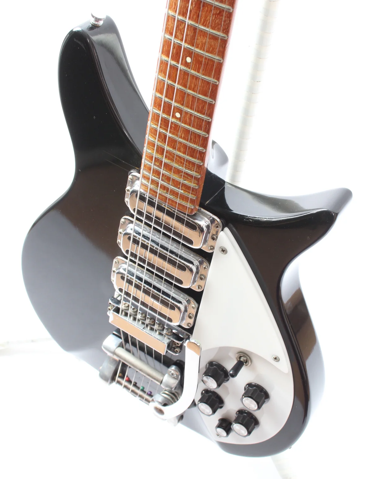 1982 Rickenbacker 320 S jetglo - Image 3