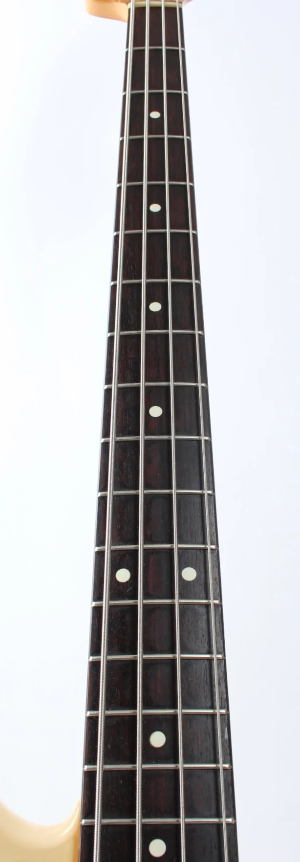 1983 Fender Jazz Bass '62 Reissue JB62-75 vintage white - Image 4