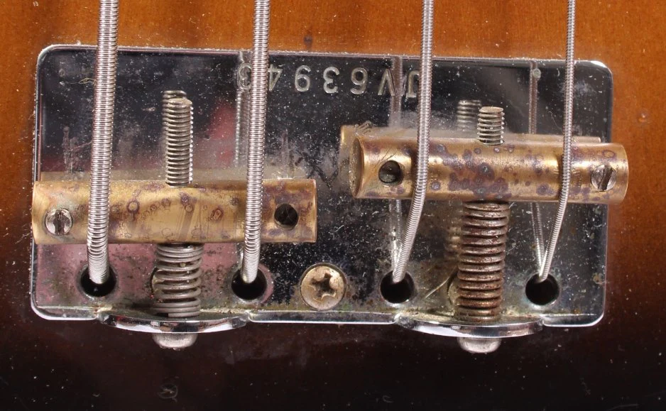 1983 Fender Precision Bass 54 Reissue sunburst - Image 11