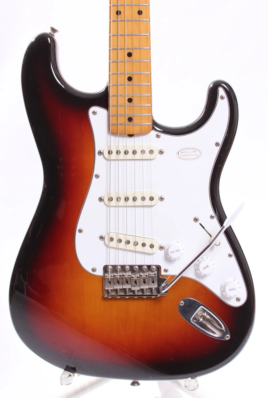 1983 Fender Stratocaster 58 Reissue sunburst - Image 2