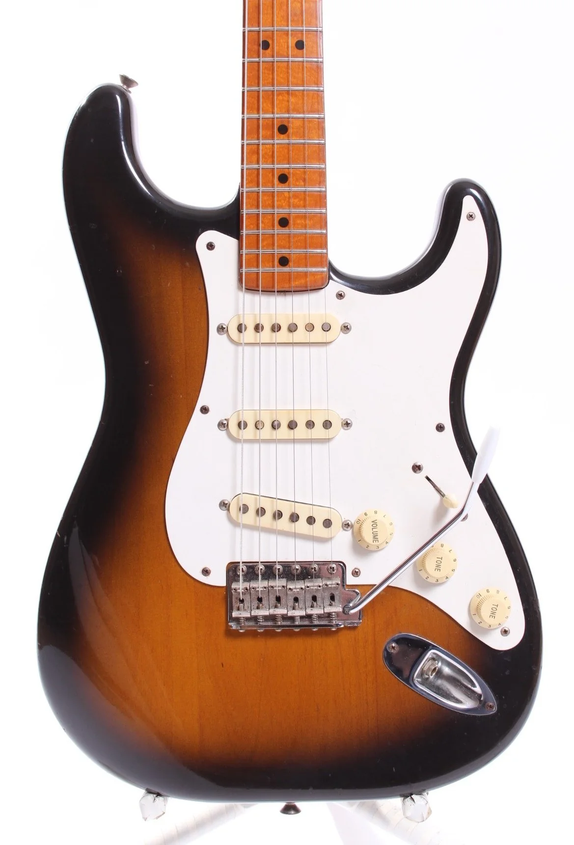 1983 Fender Stratocaster American Vintage 57 Reissue Fullerton sunburst - Image 2