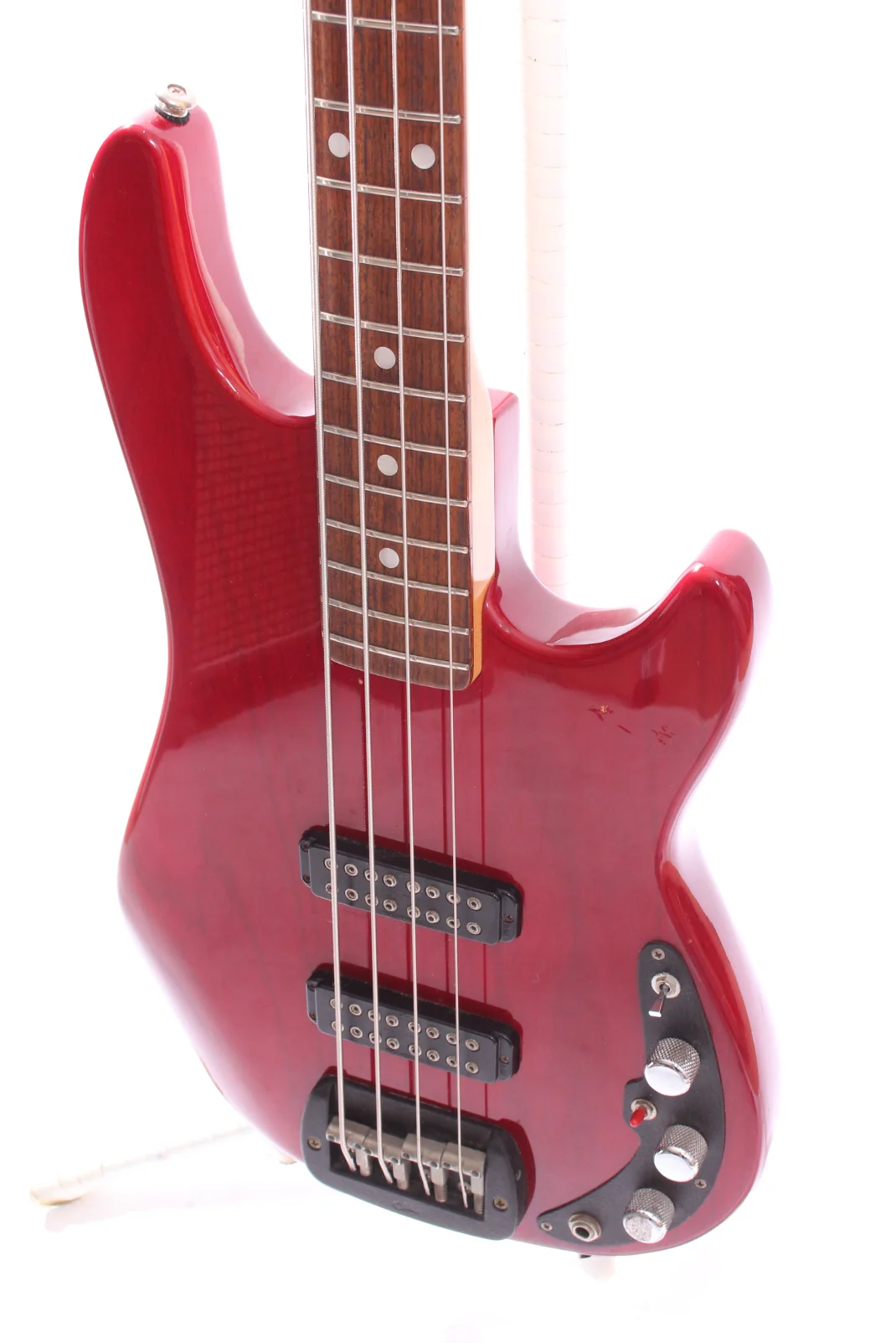 1983 G&L El Toro translucent red - Image 3