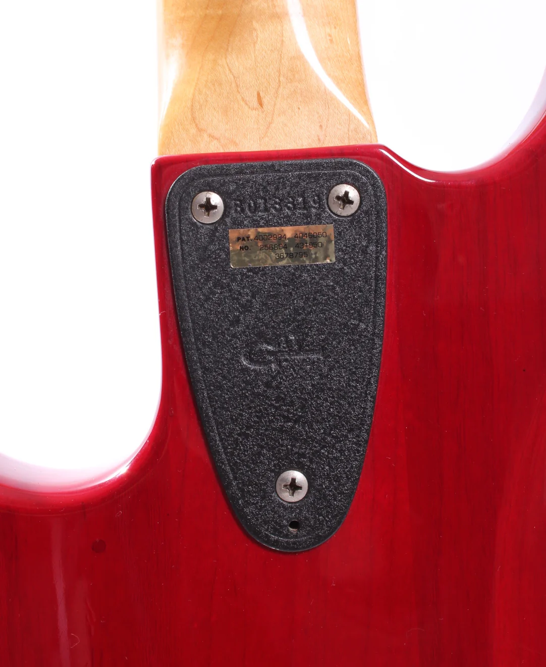1983 G&L El Toro translucent red - Image 9