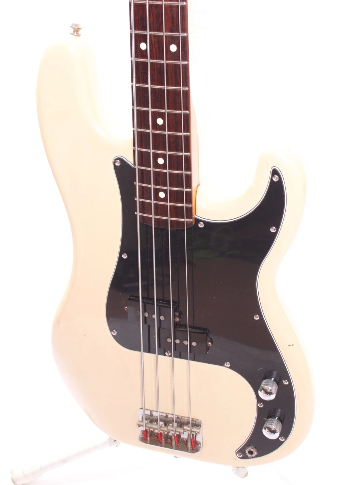 1983 Squier by Fender Precision Bass 62 Reissue vintage white - Image 3