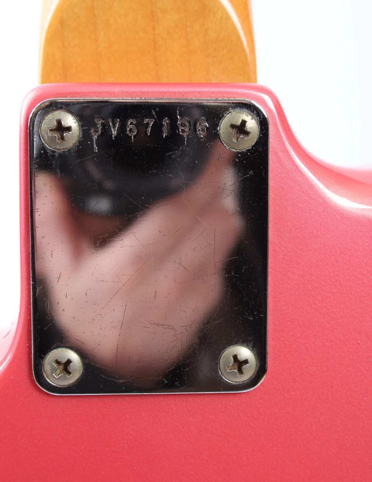 1983 Squier Stratocaster 62 Reissue metallic pink - Image 11