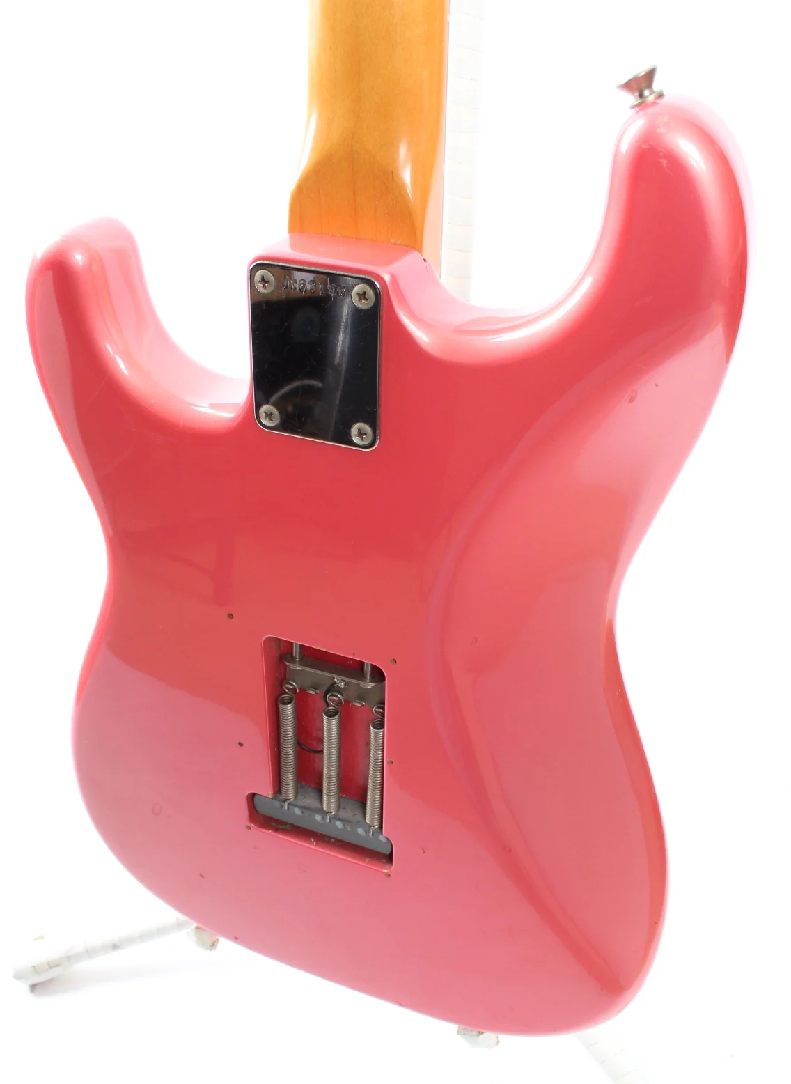 1983 Squier Stratocaster 62 Reissue metallic pink - Image 8