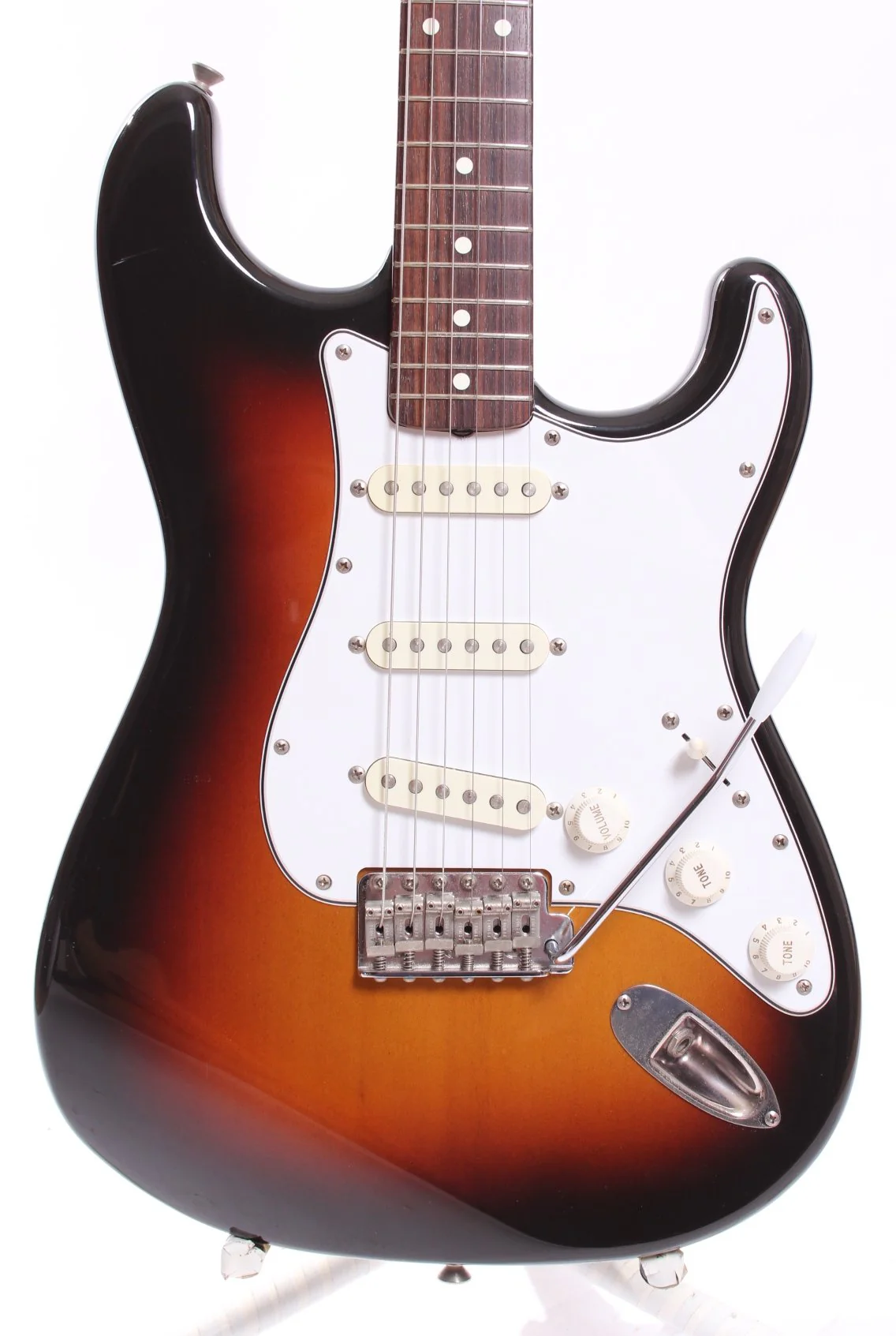 1983 Squier Stratocaster 62 Reissue sunburst - Image 2