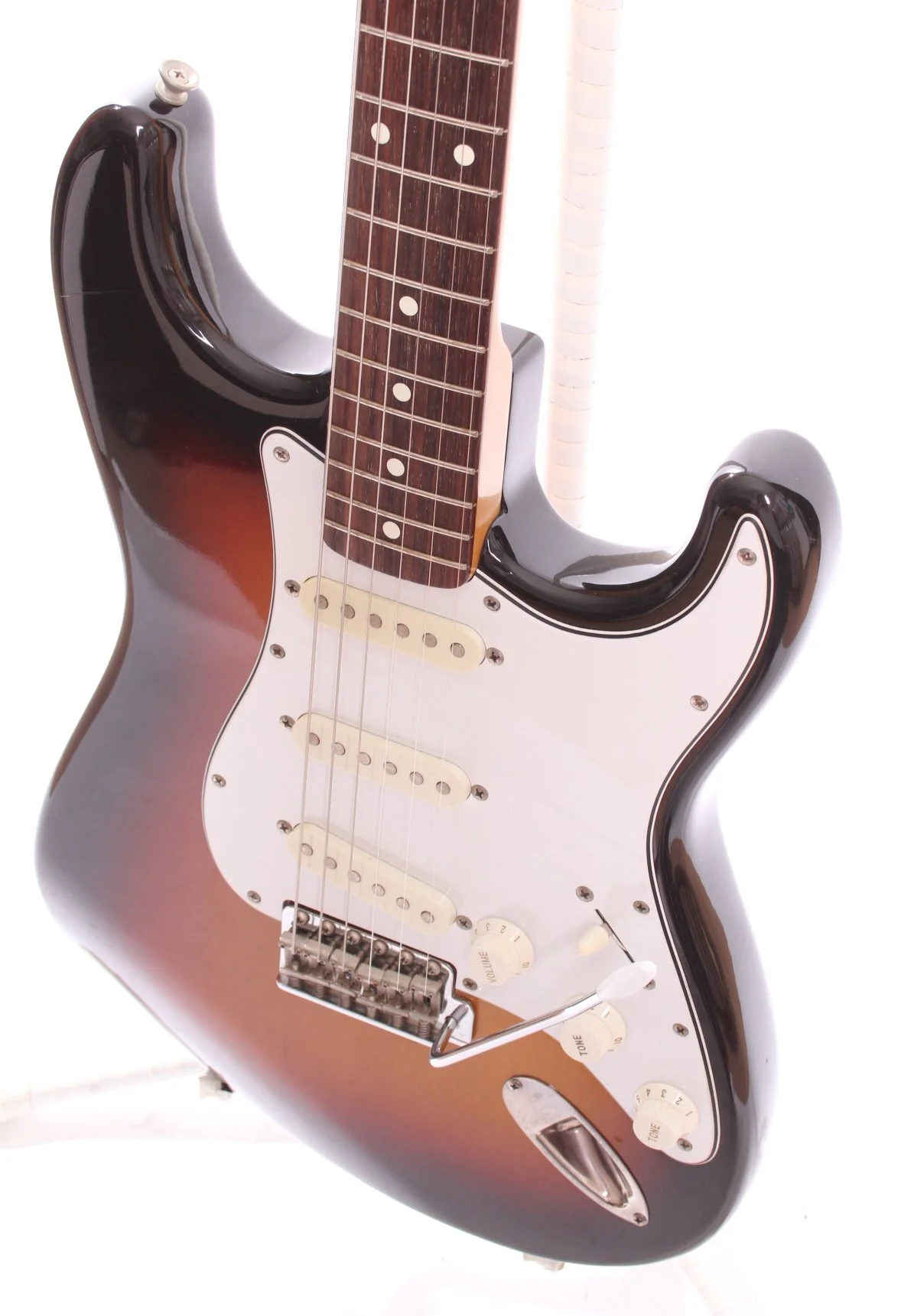 1983 Squier Stratocaster 62 Reissue sunburst - Image 3