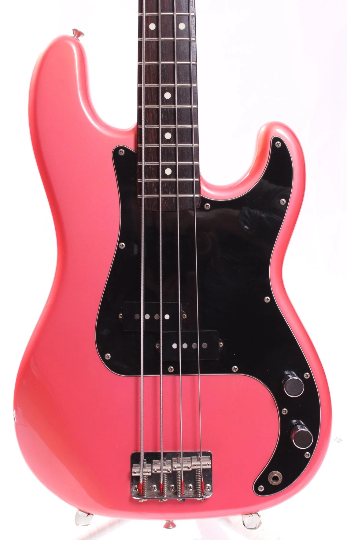 1985 Squier Precision Bass 62 Reissue Medium Scale all metallic pink - Image 2