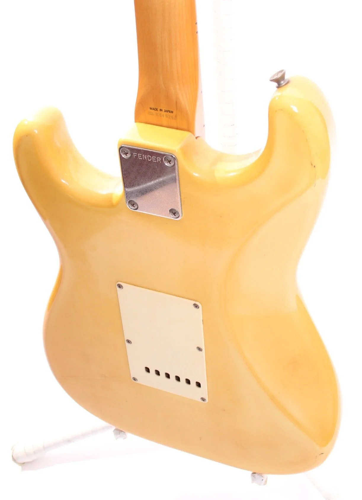1986 Fender Stratocaster 67 Reissue maple cap vintage white - Image 8