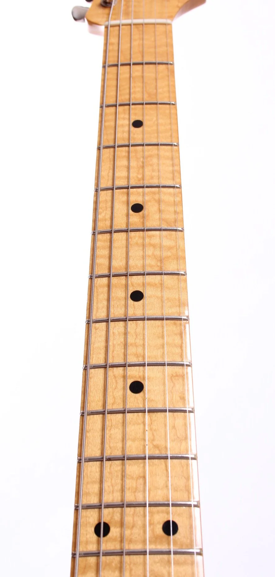 1987 Fender Stratocaster 54 Reissue solid quilt body sunburst NOS - Image 4