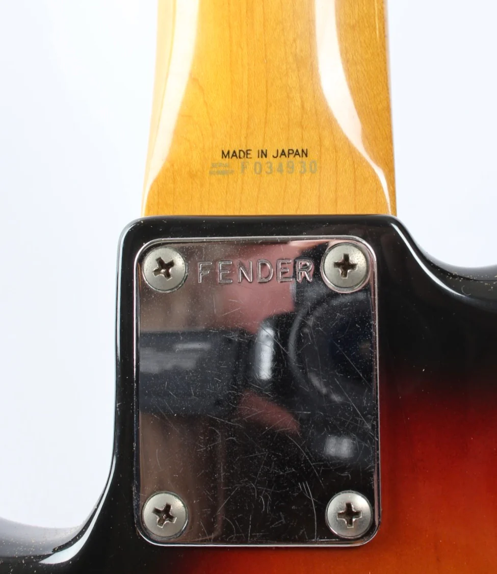1989 Fender Precision Bass 62 Reissue sunburst - Image 11
