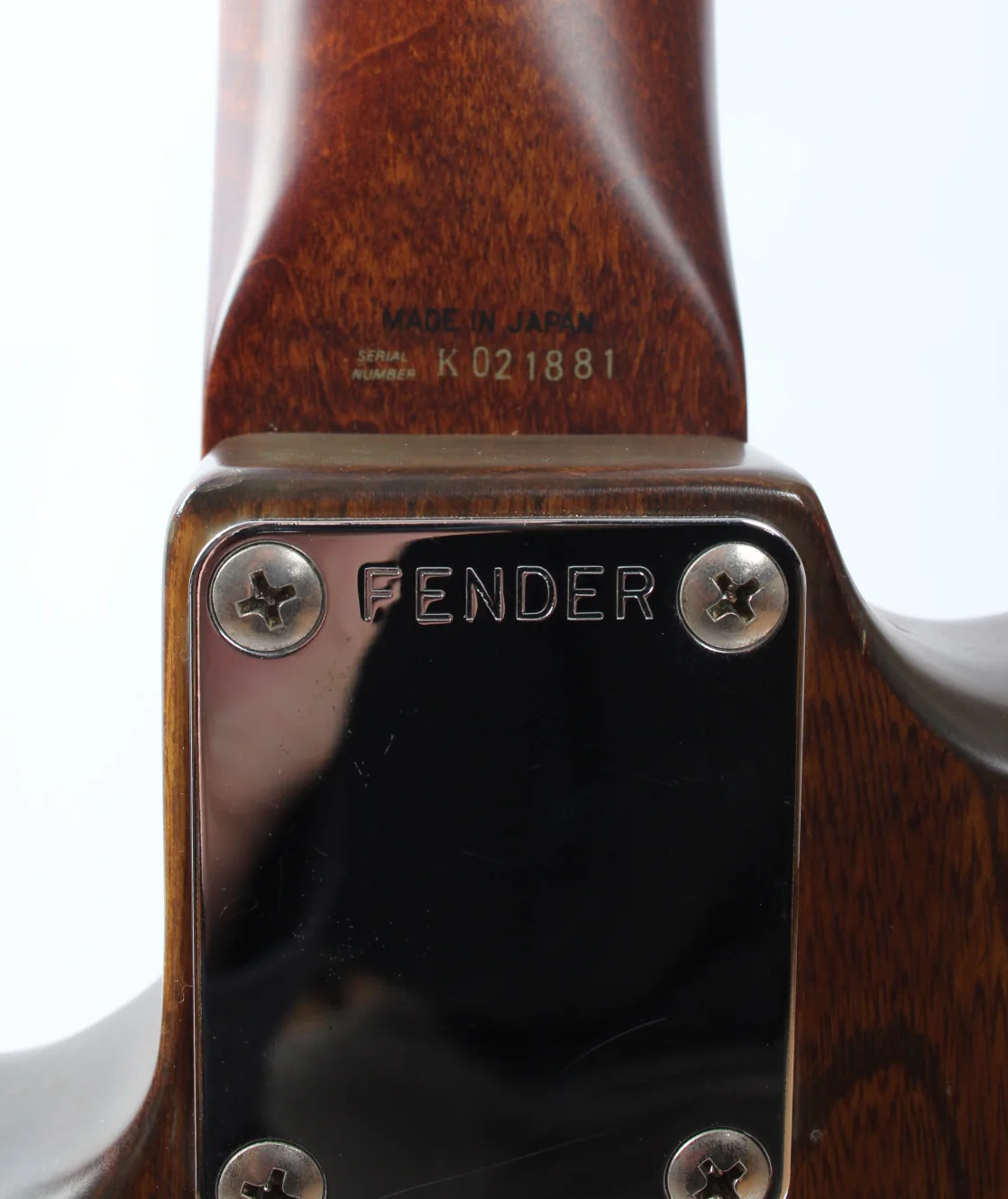 1990 Fender Stratocaster 62 Reissue walnut - Image 11