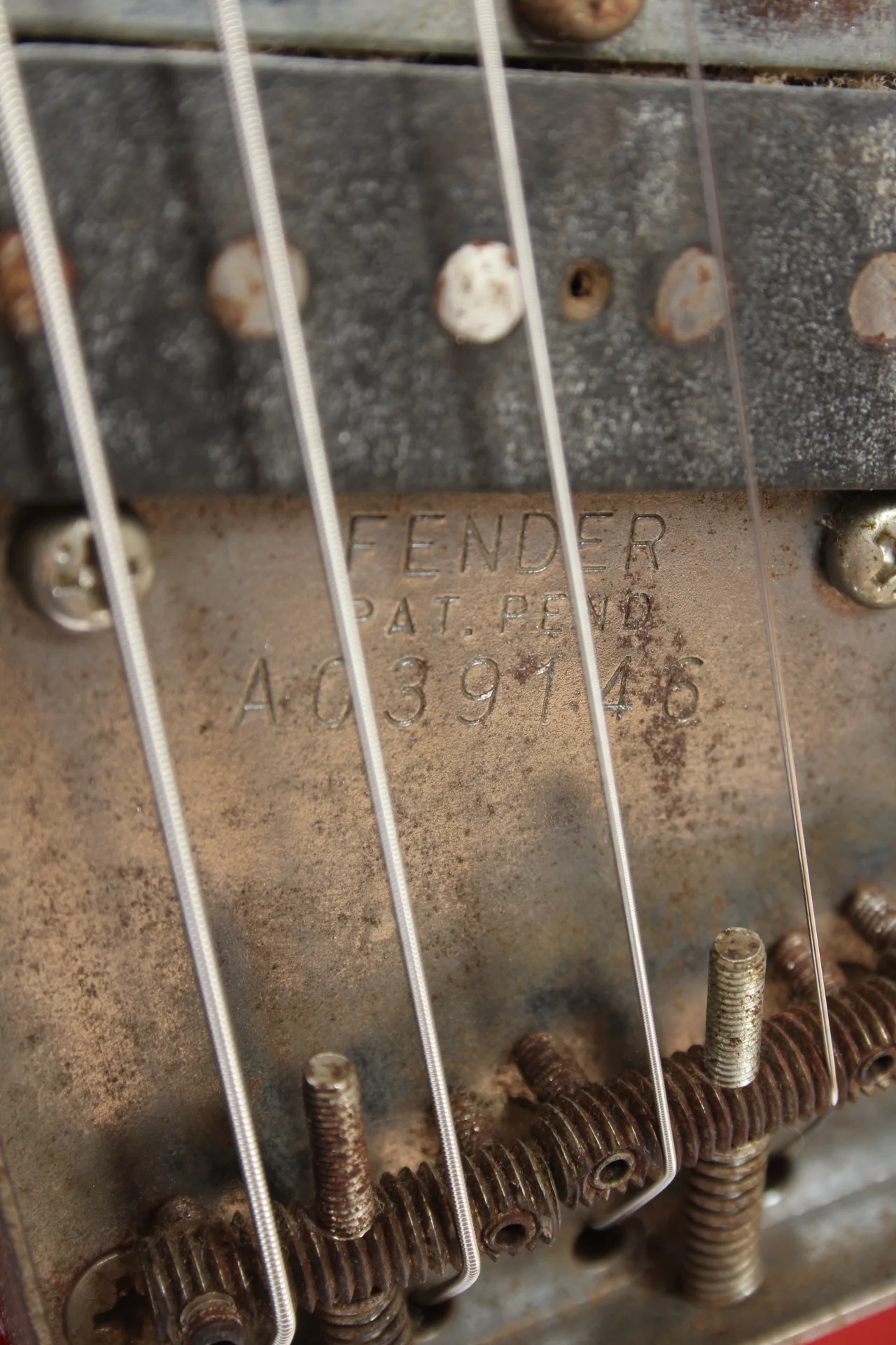 1990 Fender Telecaster Custom 62 Reissue candy apple red - Image 12