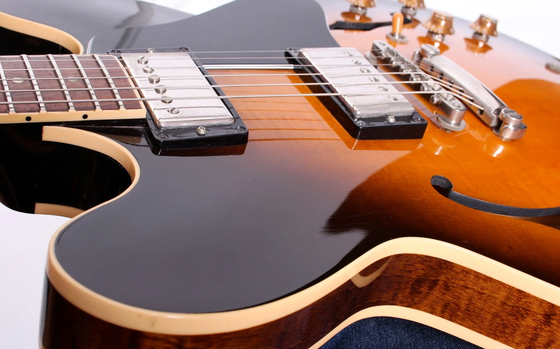 1990 Gibson ES-335 sunburst - Image 15