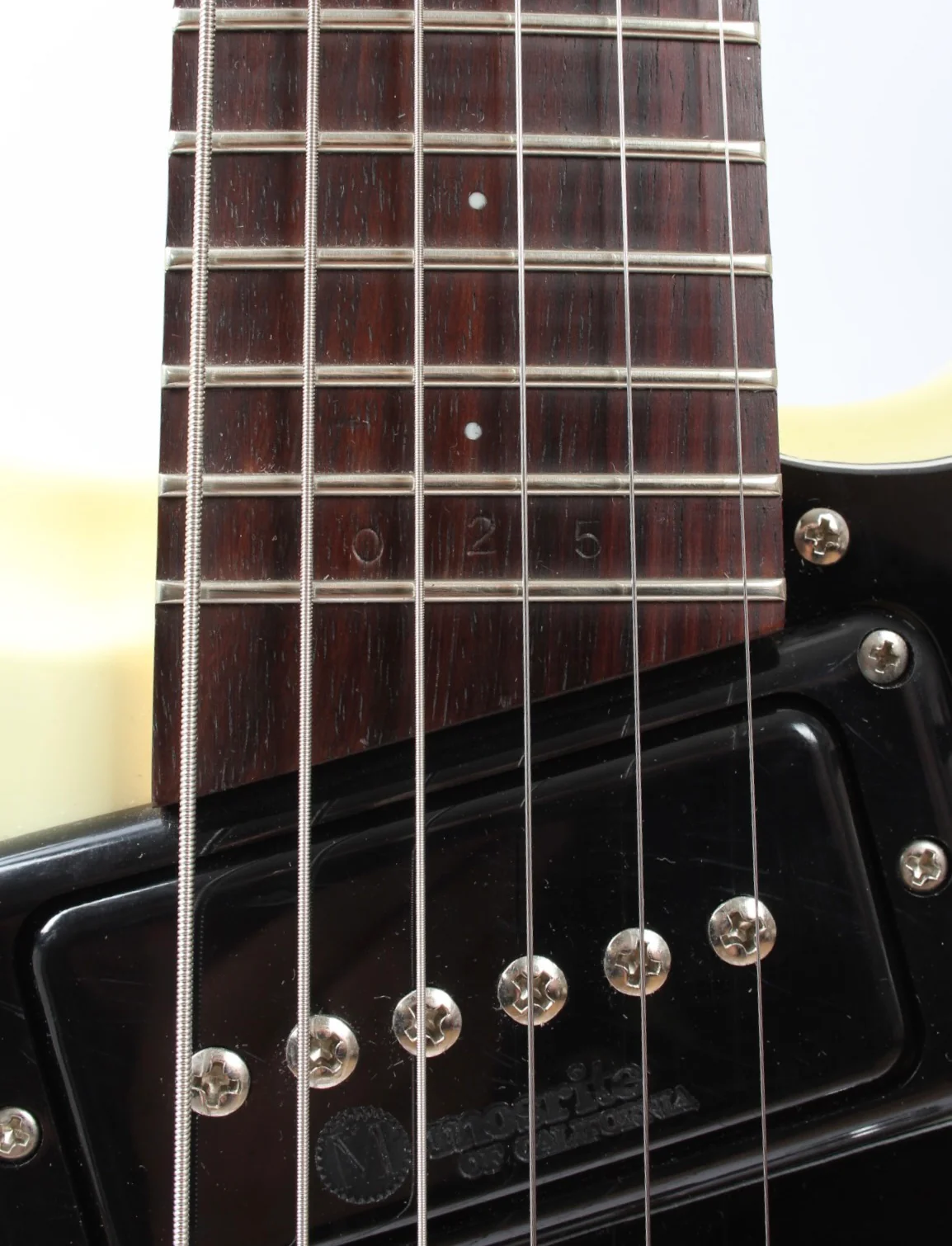 1990s Mosrite Mark 1 Mini Octave Guitar white - Image 11