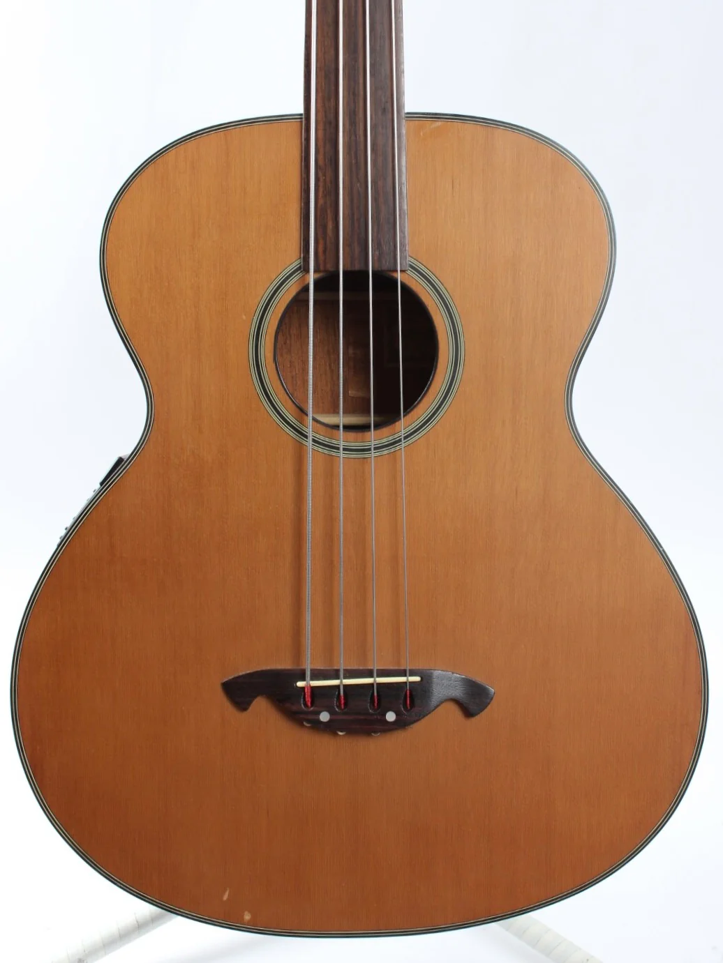 1990s Vester VAB358EQ fretless bass natural - Image 2