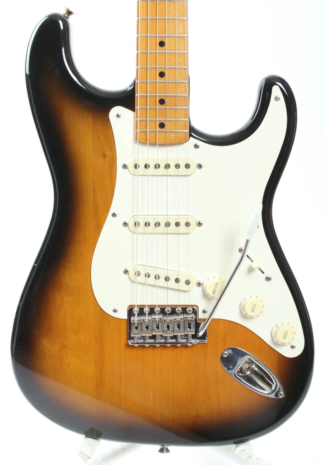 1991 Fender Stratocaster 54 / 57 Reissue sunburst - Image 2