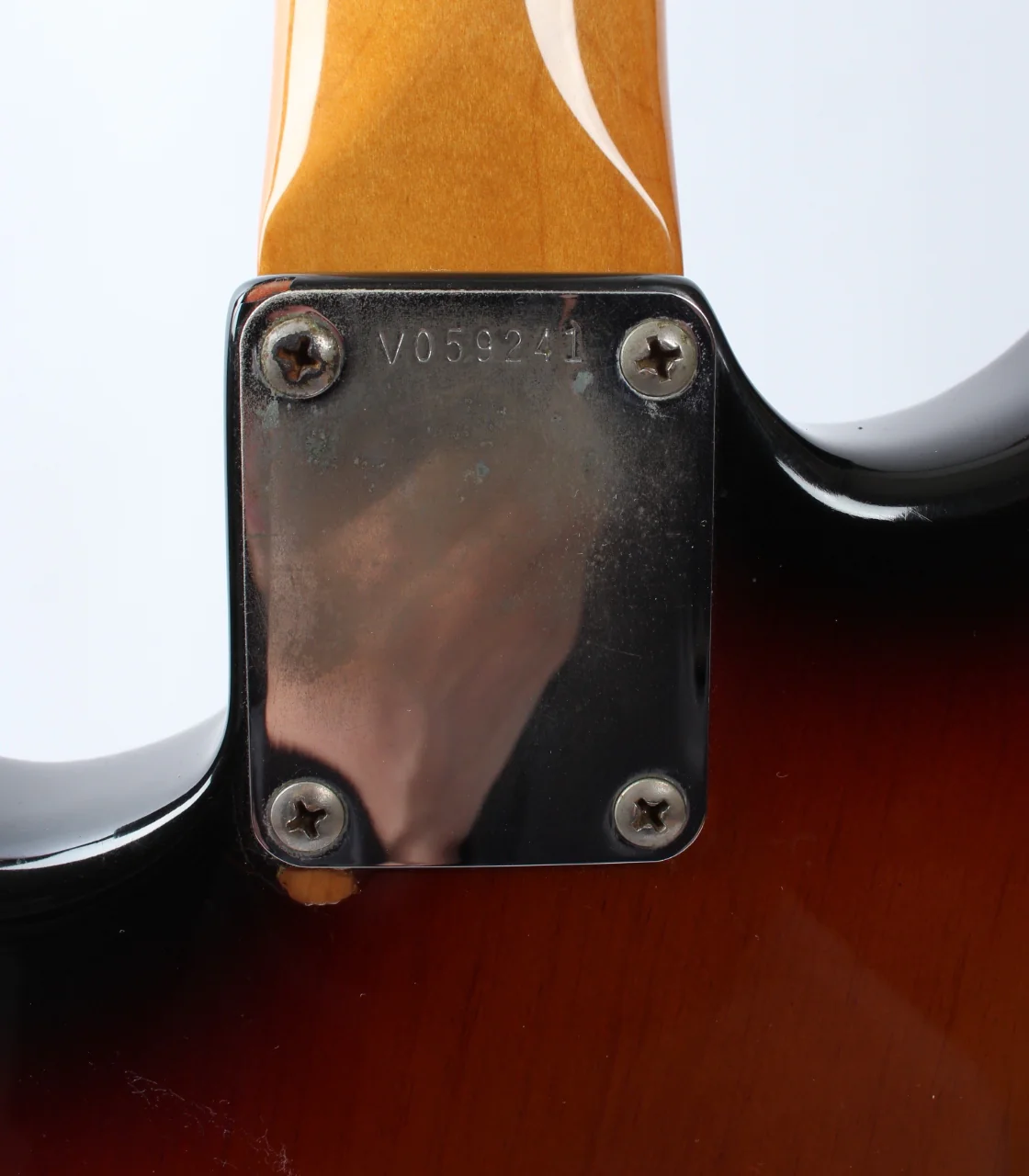 1991 Fender Stratocaster American Vintage '62 Reissue sunburst - Image 13