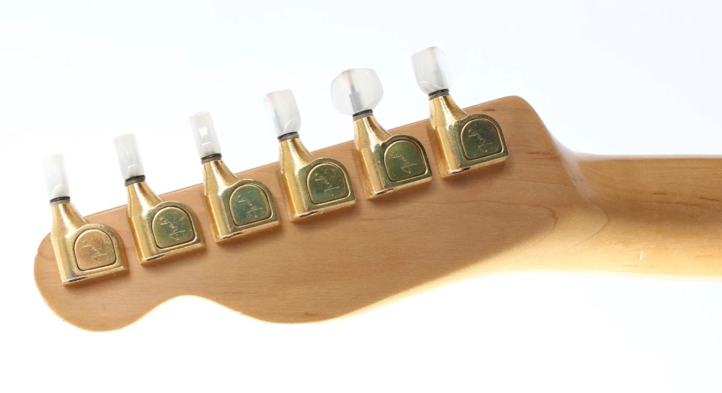 1991 Fender Telecaster James Burton gold paisley on black - Image 10