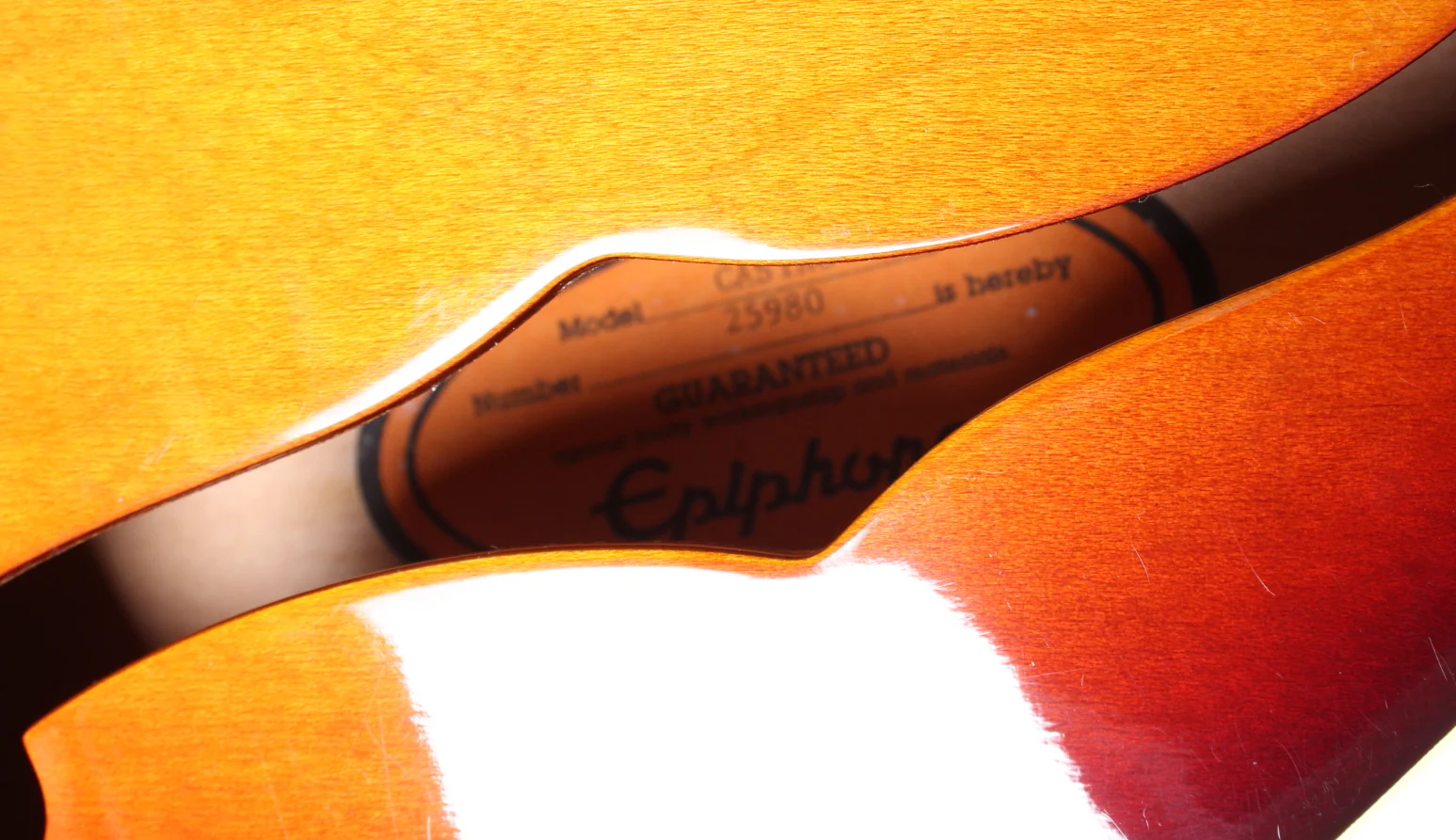 1992 Epiphone Casino lefty sunburst - Image 11
