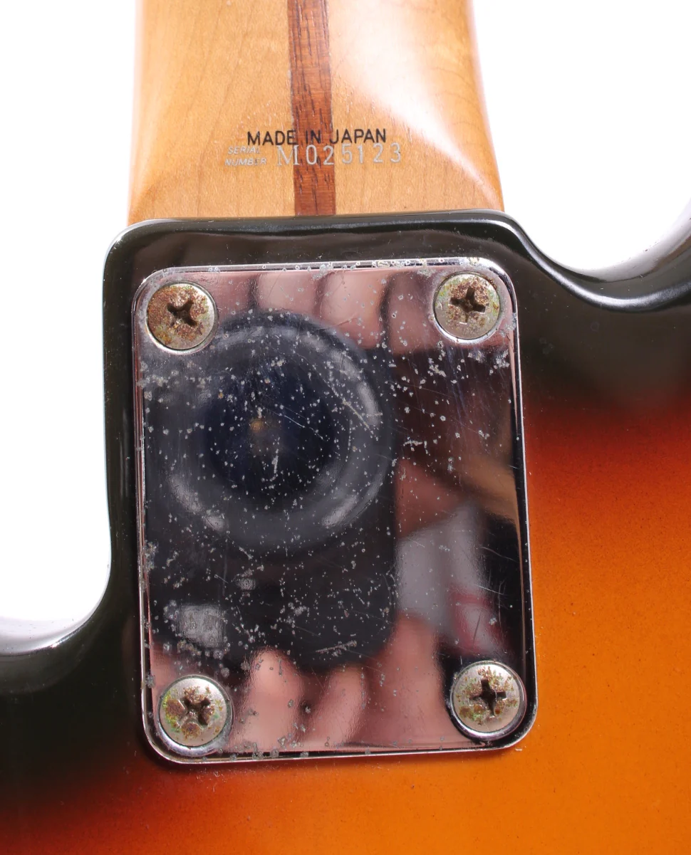 1992 Fender Precision Bass Mini MPB-33 sunburst - Image 11